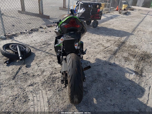 Kawasaki Ex400