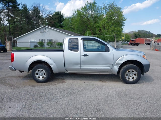 Nissan Frontier Xe