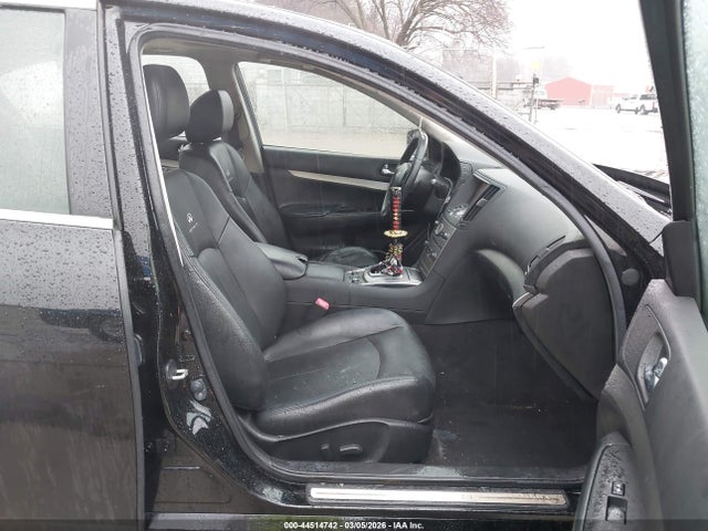 INFINITI G37x