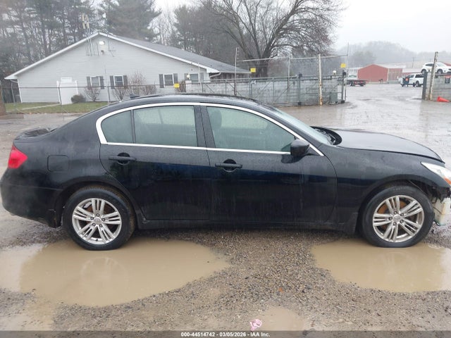 INFINITI G37x