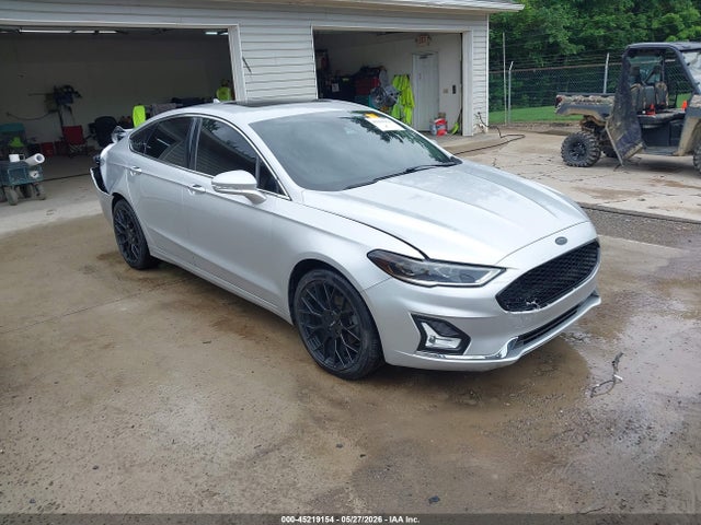 Salvage Ford Fusion Image