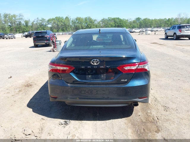 Toyota Camry Xle