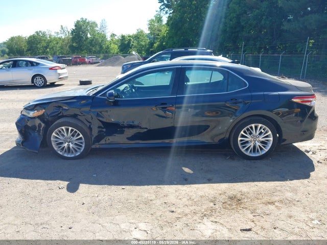 Toyota Camry Xle