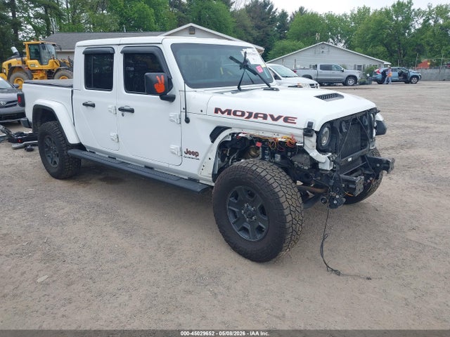 Salvage Jeep Gladiator Image