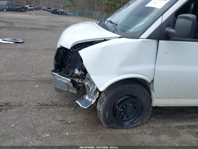 GMC Savana Work Van