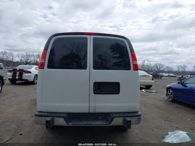 GMC Savana Work Van