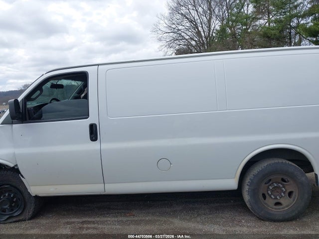 GMC Savana Work Van
