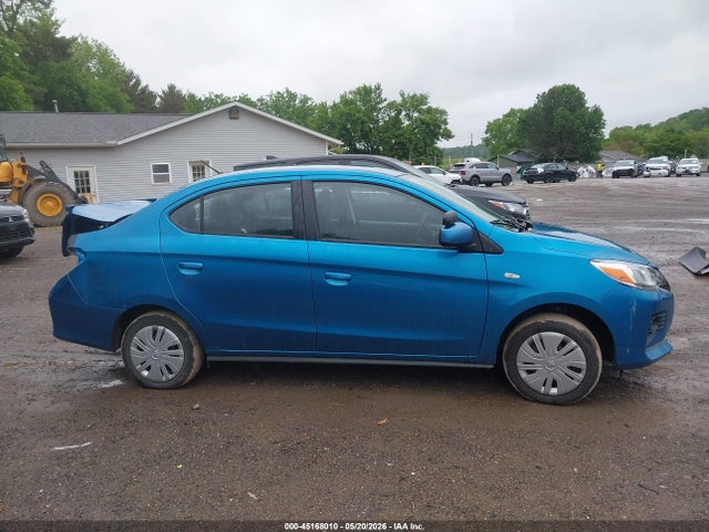 Mitsubishi Mirage Es