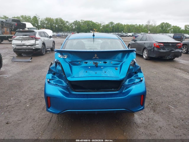 Mitsubishi Mirage Es