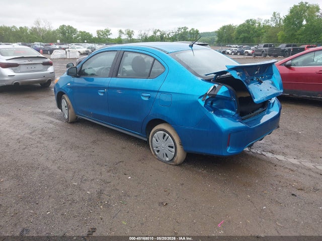 Mitsubishi Mirage Es