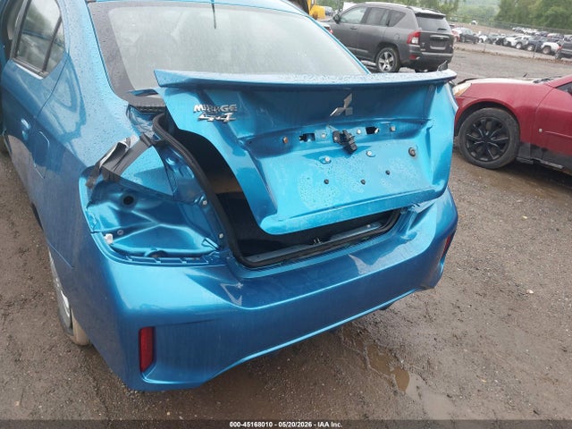 Mitsubishi Mirage Es