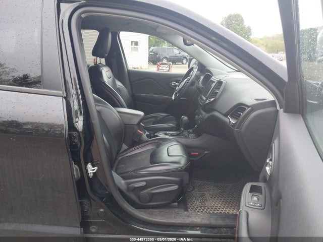 Jeep Cherokee Trailhawk 4x4
