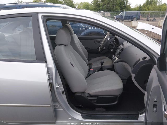 Hyundai ELANTRA Blue