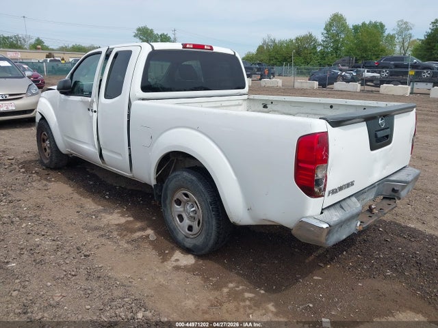 Nissan Frontier S