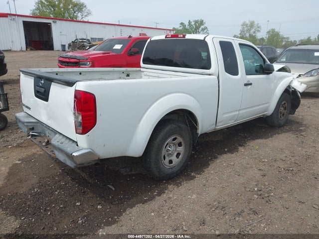 Nissan Frontier S