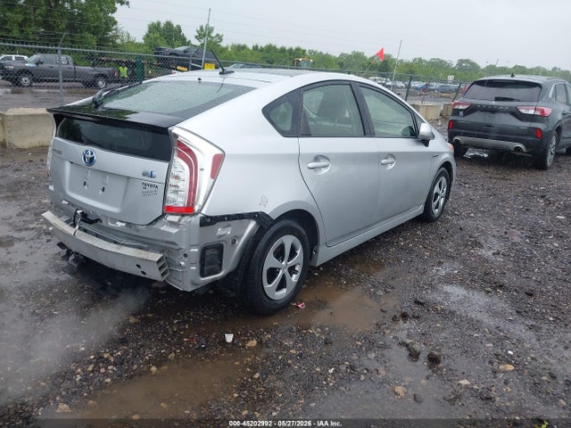 Toyota Prius Three