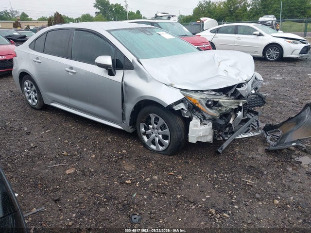 Salvage Toyota Corolla Image
