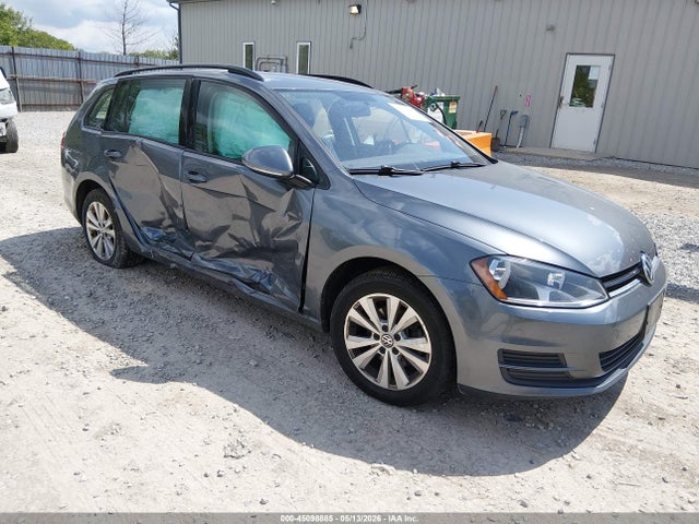 Salvage Volkswagen Golf Image