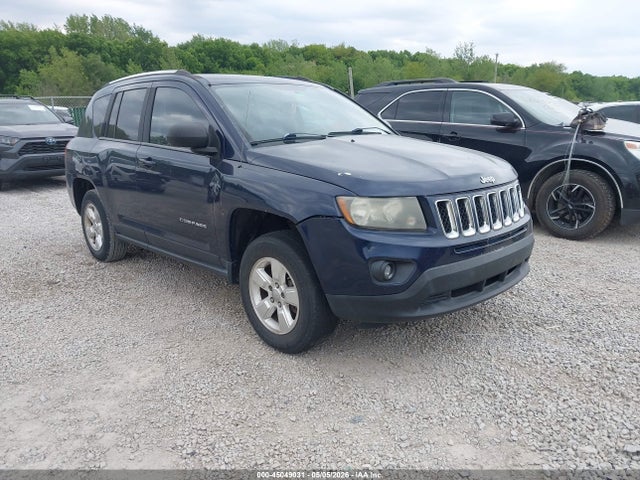 Salvage Jeep Compass Image