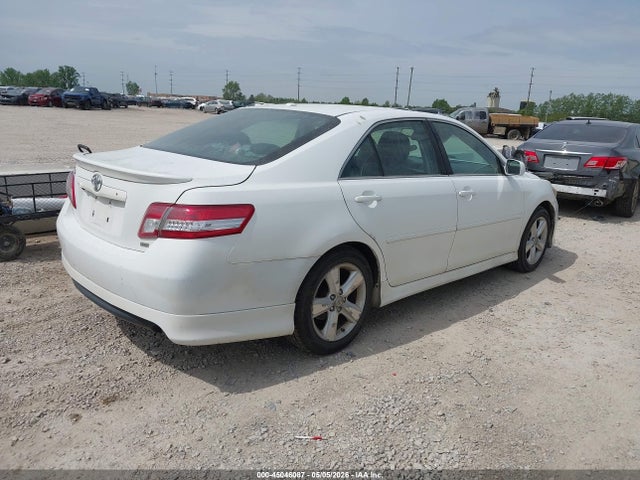 Toyota Camry Se V6