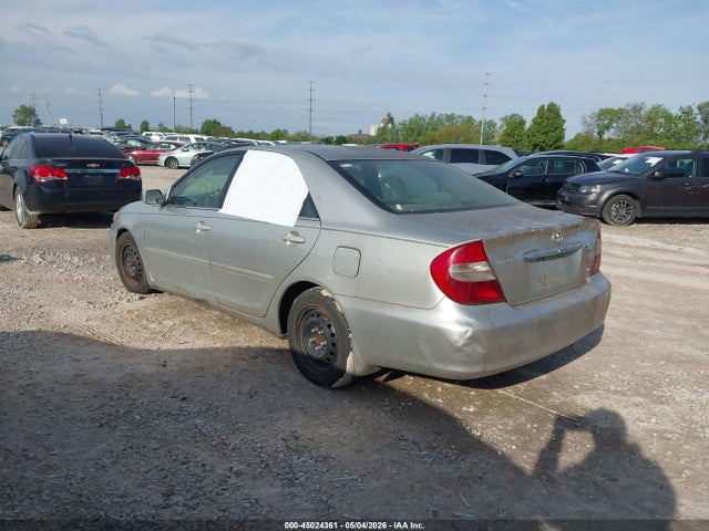 Toyota Camry Le V6