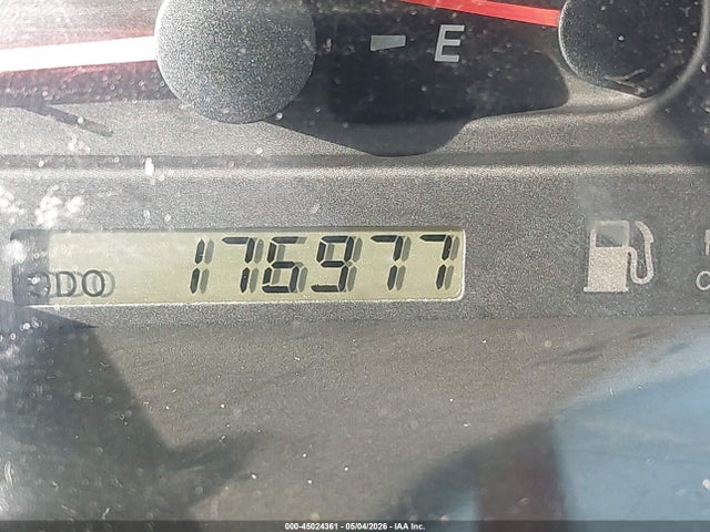 Toyota Camry Le V6