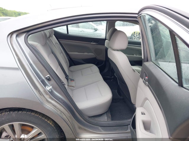 Hyundai ELANTRA Value Edition