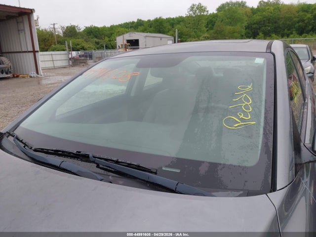 Hyundai ELANTRA Value Edition
