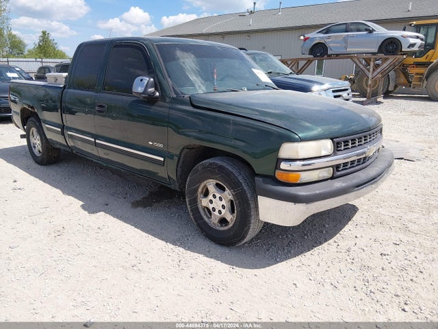 Salvage Chevrolet Silverado 1500 Image