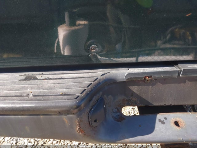Toyota Tacoma Base V6