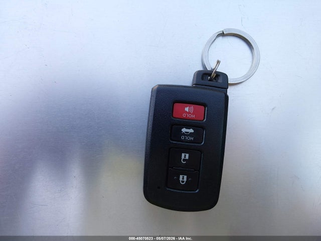 Toyota Avalon Hybrid Xle Premium
