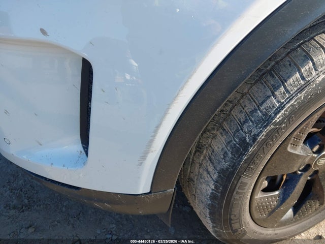 Land Rover Discovery Standard