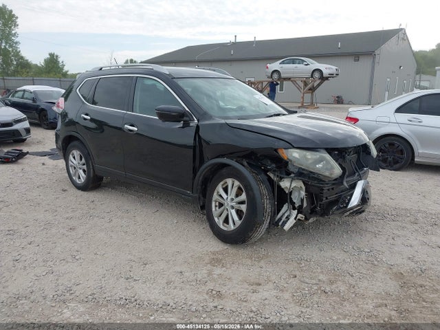 Salvage Nissan Rogue Image
