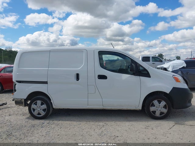 Nissan Nv S