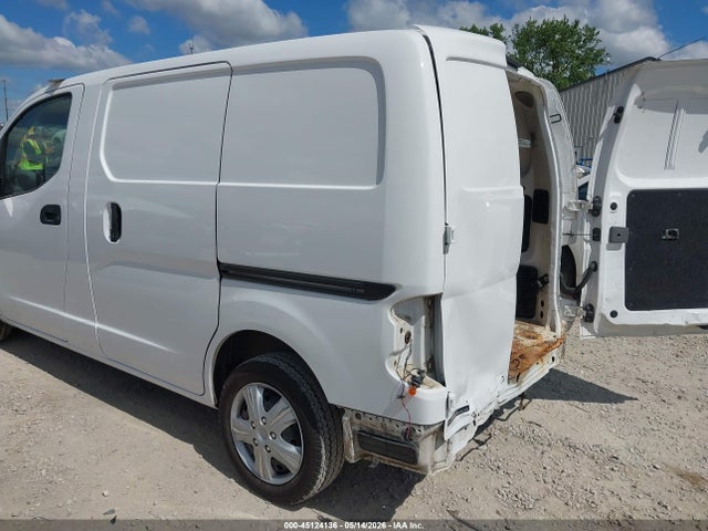 Nissan Nv S
