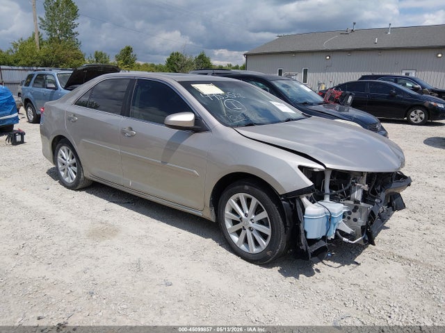 Salvage Toyota Camry Image