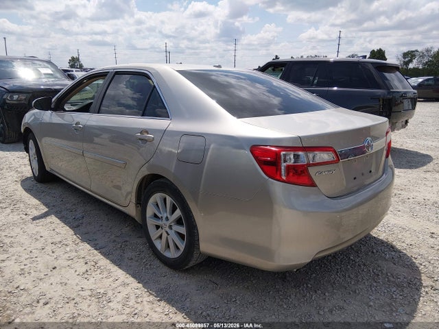 Toyota Camry Xle V6