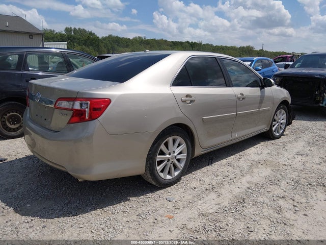 Toyota Camry Xle V6