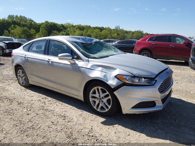 Salvage Ford Fusion Image
