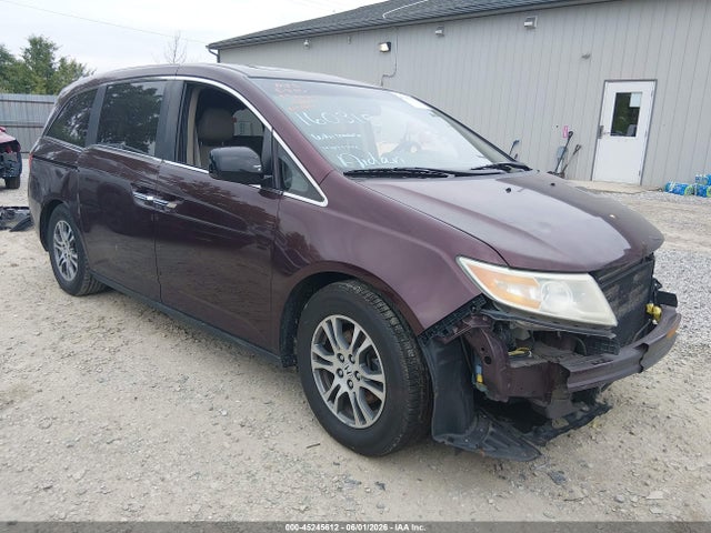 Salvage Honda Odyssey Image