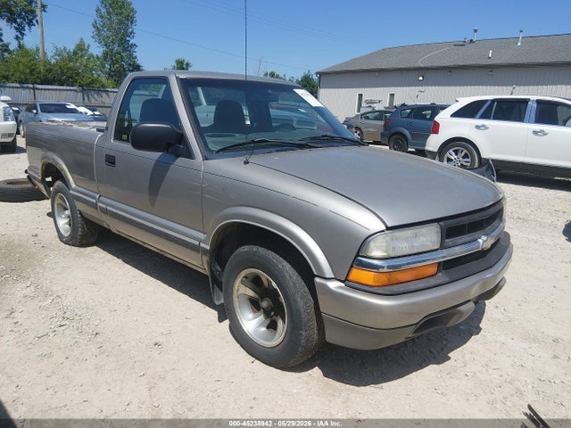 Salvage Chevrolet S-10 Image