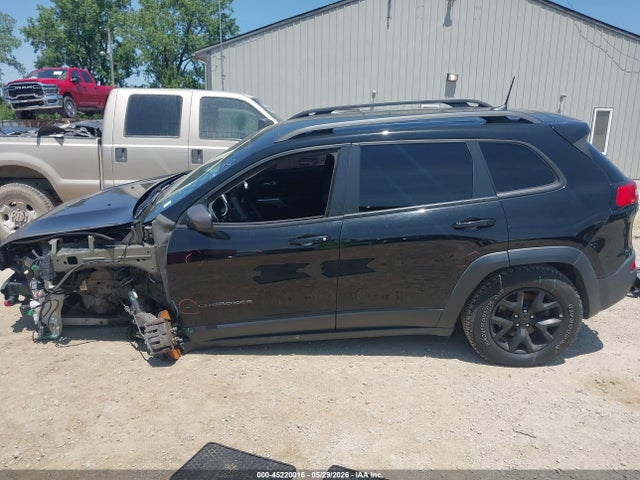 Jeep Cherokee Trailhawk 4x4