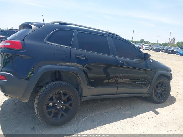 Jeep Cherokee Trailhawk 4x4