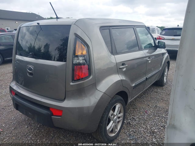 Kia Soul +