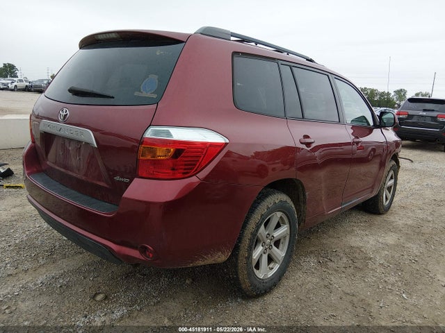Toyota Highlander Base V6