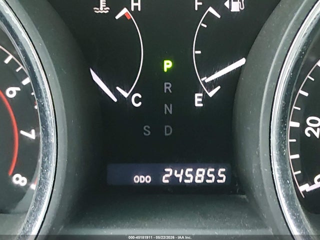 Toyota Highlander Base V6