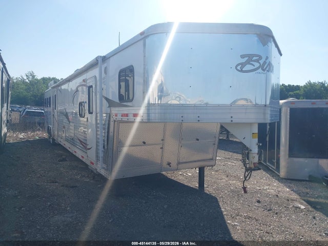Salvage Bison Coach Stratus Express Image