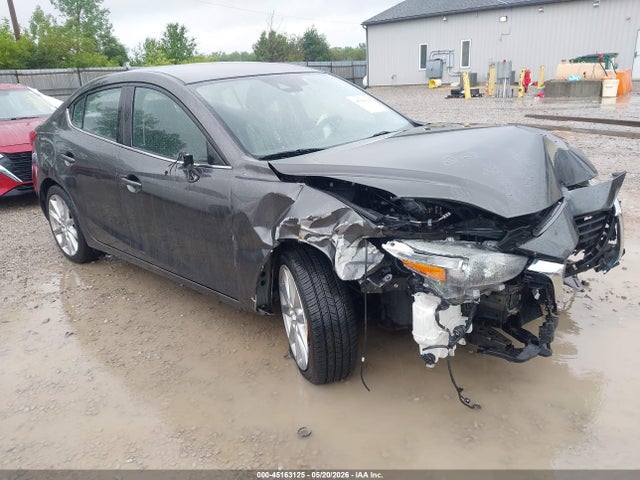 Salvage Mazda Mazda3 Image