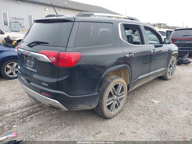 GMC Acadia Denali