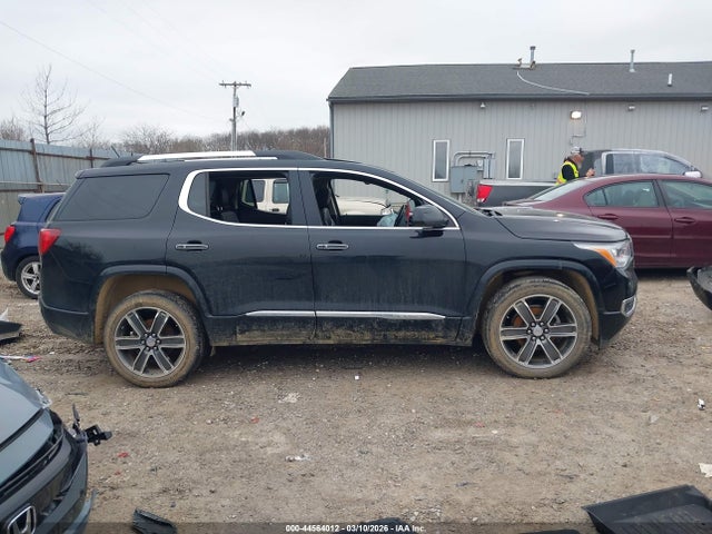 GMC Acadia Denali